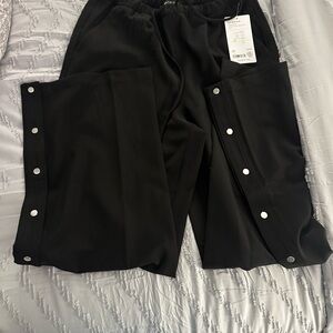 Athleta MVP mid rise side snap Black Elastic Waist Pants